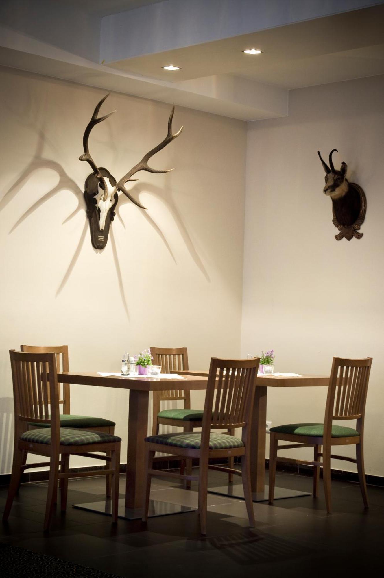 Aktivhotel Weisser Hirsch Mariazell Exteriör bild
