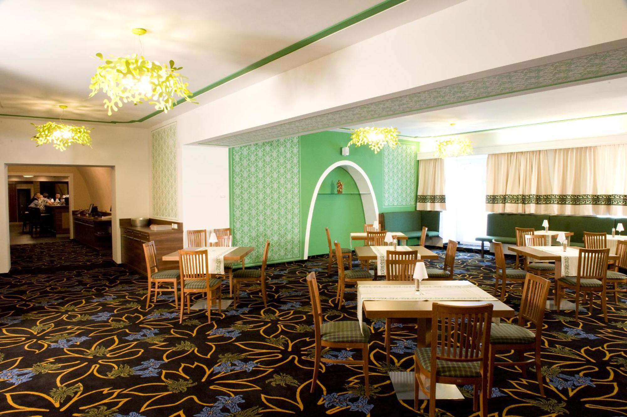 Aktivhotel Weisser Hirsch Mariazell Exteriör bild
