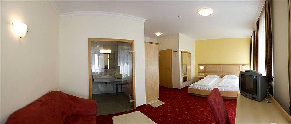 Aktivhotel Weisser Hirsch Mariazell Exteriör bild