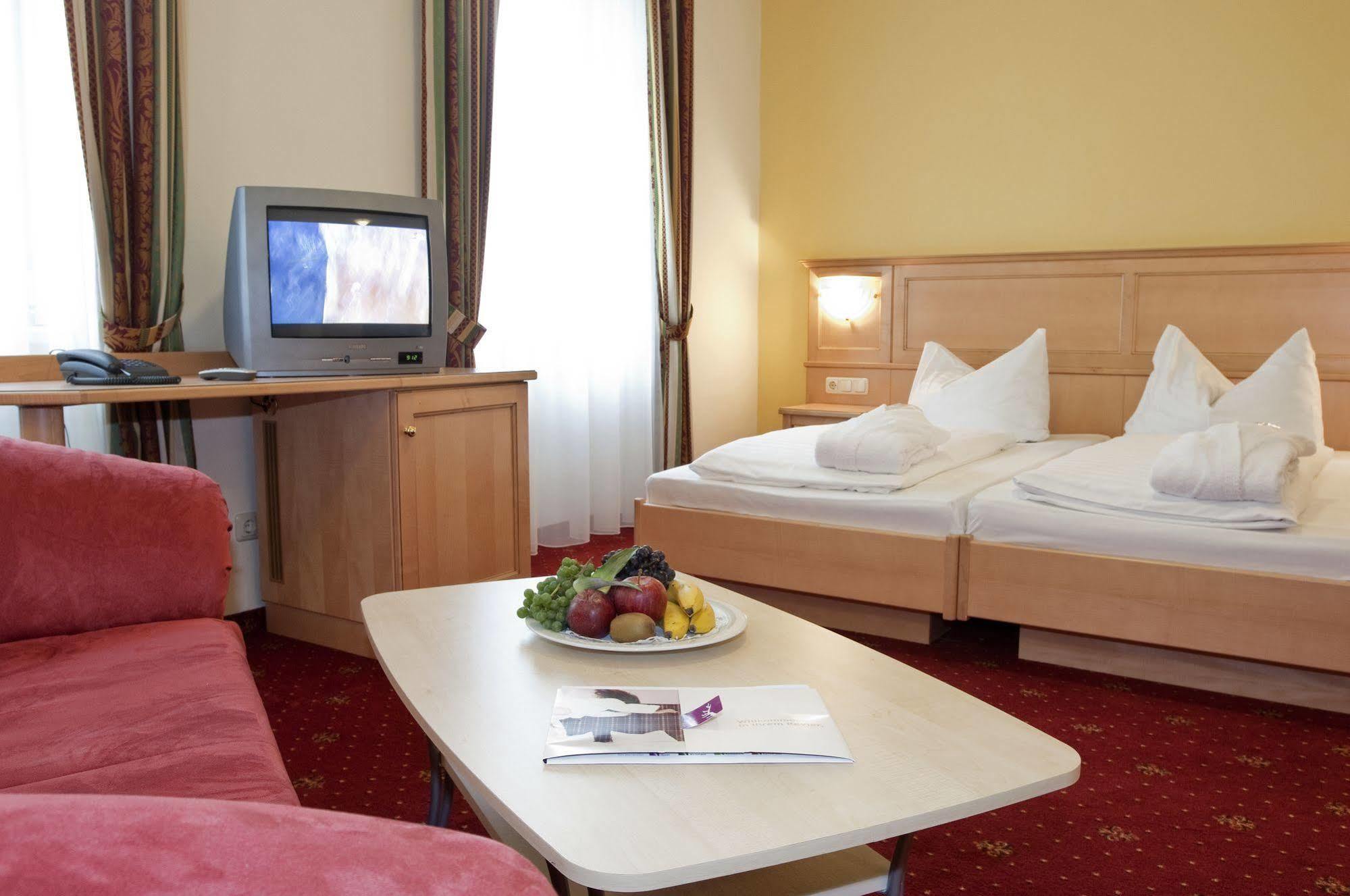 Aktivhotel Weisser Hirsch Mariazell Exteriör bild